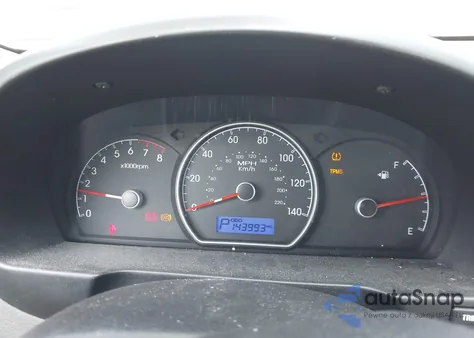 2010 Hyundai Elantra Gls z USA, uszkodzony, nr VIN KMHDU4AD9AU842047